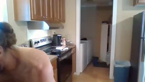 Snapshot of bigbootybitch709 chatting on 03-14-26, 01:27 bigbootybitch709 online show from 03-14-26, 01:27