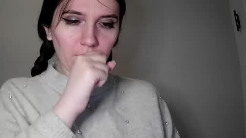 Isabella online show from 01-30-25, 03:40