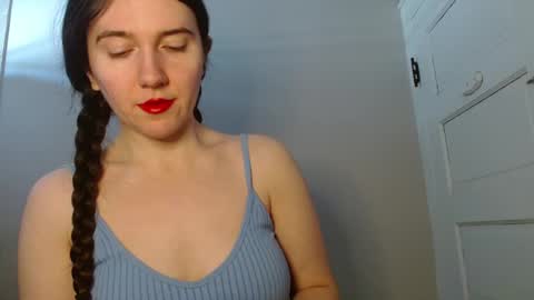 Isabella online show from 02-05-26, 06:01