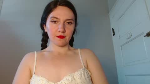 Isabella online show from 07-27-26, 04:58