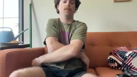 Snapshot of bigboymatt19 chatting on 04-08-26, 06:52 bigboymatt19 online show from 04-08-26, 06:52