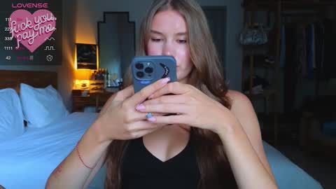    online show from 11-21-25, 05:28