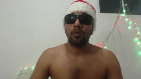 Snapshot of bigcock_hair chatting on 12-14-24, 08:29 bigcock_hair online show from 12-14-24, 08:29