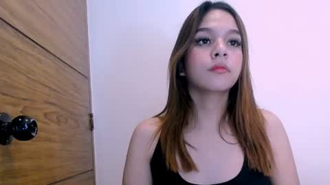 Snapshot of bigcock_hannah chatting on 06-16-26, 05:21 bigcock_hannah online show from 06-16-26, 05:21