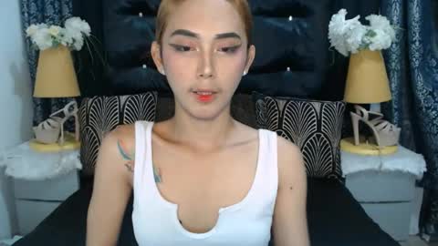 HOLLY online show from 07-29-26, 10:57