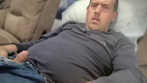 bigcocksuckingslut online show from 03-08-25, 06:16