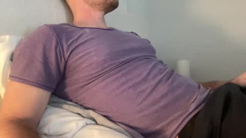 Snapshot of bigcollegecock69690 chatting on 12-18-24, 05:21 bigcollegecock69690 online show from 12-18-24, 05:21