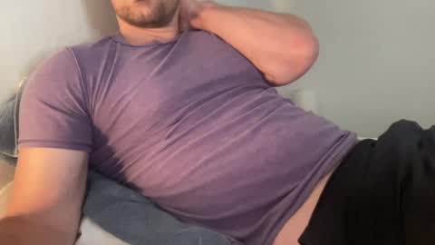Snapshot of bigcollegecock69690 chatting on 10-03-25, 05:54 bigcollegecock69690 online show from 10-03-25, 05:54