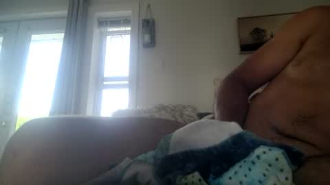 Snapshot of bigcumcanada chatting on 07-06-26, 08:44 bg online show from 07-06-26, 08:44