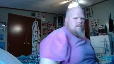 Snapshot of bigcummer4u803 chatting on 12-30-24, 04:40 Tiny online show from 12-30-24, 04:40