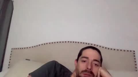 Snapshot of bigdaddy75333 chatting on 12-15-25, 01:32 bigdaddy75333 online show from 12-15-25, 01:32