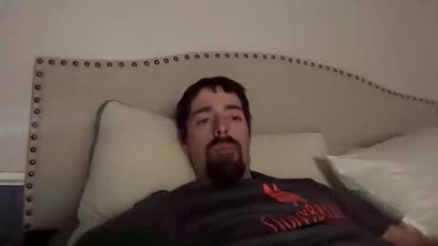 Snapshot of bigdaddy75333 chatting on 05-11-26, 12:00 bigdaddy75333 online show from 05-11-26, 12:00