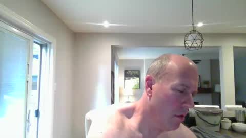 Snapshot of bigdave10005 chatting on 06-20-26, 11:24 bigdave10005 online show from 06-20-26, 11:24