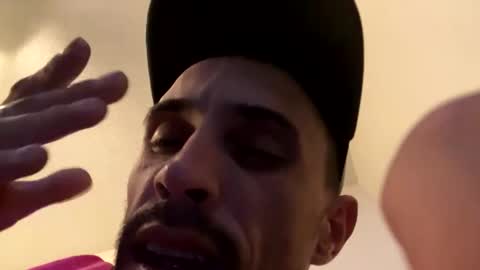 Snapshot of bigdickpapishampoo chatting on 09-17-25, 01:51 bigdickpapishampoo online show from 09-17-25, 01:51