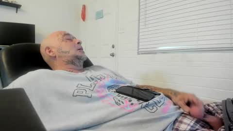 bigdickpiercedtattoos online show from 09-10-25, 07:30