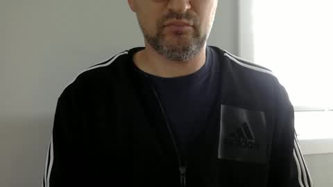 Snapshot of bigdickshowoff9877 chatting on 06-11-26, 03:21 Bigdickshowoff9877 online show from 06-11-26, 03:21