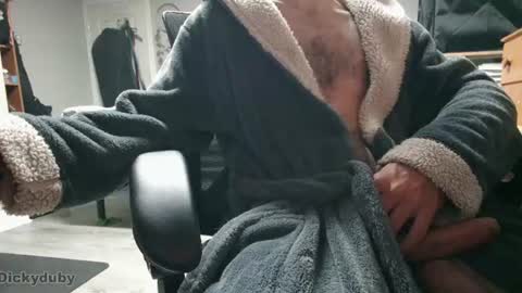 Snapshot of bigdickyduby chatting on 06-11-26, 02:33 George Forest Dickyduby on all Socials online show from 06-11-26, 02:33