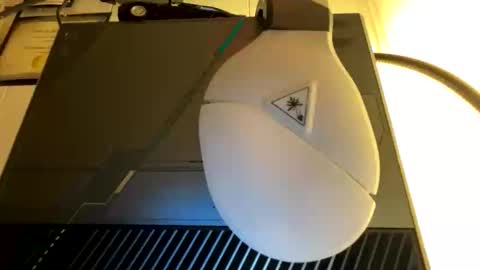 Snapshot of bigdickywn chatting on 04-26-26, 05:43 bigdickywn online show from 04-26-26, 05:43