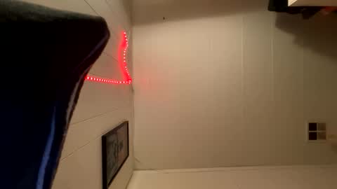 Snapshot of bigdickywn chatting on 05-17-26, 01:40 bigdickywn online show from 05-17-26, 01:40