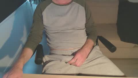 Snapshot of bigdutchenergy chatting on 11-18-25, 11:58 BigDutchEnergy online show from 11-18-25, 11:58