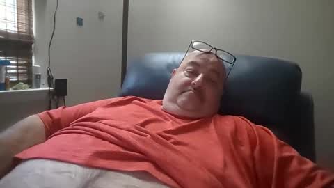 Snapshot of bigfuzzyteddybear chatting on 05-19-26, 06:47 bigfuzzyteddybear online show from 05-19-26, 06:47