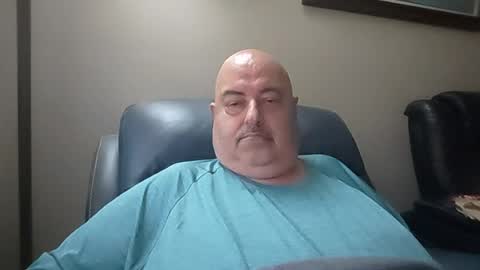 Snapshot of bigfuzzyteddybear chatting on 07-06-26, 05:15 bigfuzzyteddybear online show from 07-06-26, 05:15