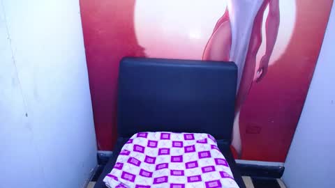  Sunny   online show from 03-04-25, 01:55