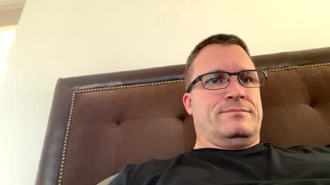 Snapshot of bigger22332233 chatting on 12-31-24, 05:29 bigger22332233 online show from 12-31-24, 05:29