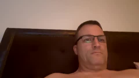 Snapshot of bigger22332233 chatting on 01-10-25, 03:16 bigger22332233 online show from 01-10-25, 03:16