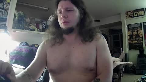 biggerisbetter21 online show from 01-21-25, 05:38