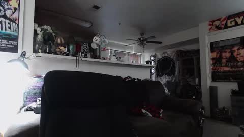 biggerisbetter21 online show from 09-30-25, 10:48