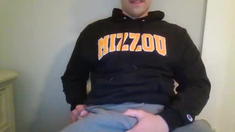 BigGooner01 online show from 05-08-26, 01:44