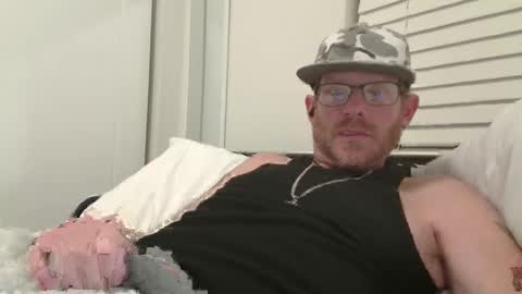 Snapshot of bigguy4funtime chatting on 10-08-25, 05:05 bigguy4funtime online show from 10-08-25, 05:05