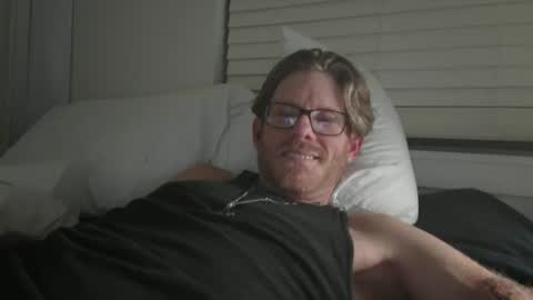 Snapshot of bigguy4funtime chatting on 10-22-25, 06:35 bigguy4funtime online show from 10-22-25, 06:35