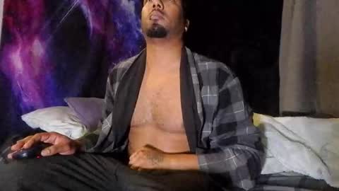 Snapshot of bighardcock989 chatting on 01-11-26, 04:06 bighardcock989 online show from 01-11-26, 04:06