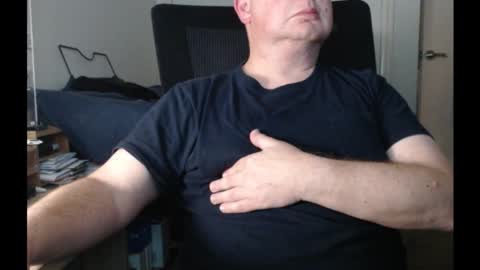 Snapshot of bighorn1981 chatting on 10-10-25, 08:13 bighorn1981 online show from 10-10-25, 08:13