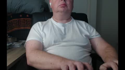 Snapshot of bighorn1981 chatting on 05-11-26, 02:45 bighorn1981 online show from 05-11-26, 02:45