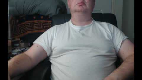 Snapshot of bighorn1981 chatting on 05-14-26, 01:40 bighorn1981 online show from 05-14-26, 01:40
