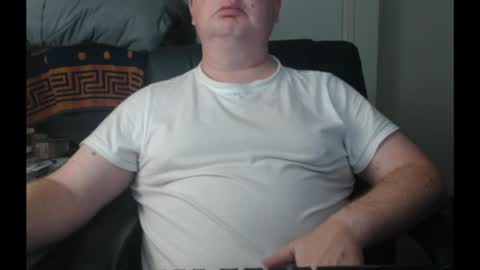 Snapshot of bighorn1981 chatting on 05-24-26, 01:38 bighorn1981 online show from 05-24-26, 01:38