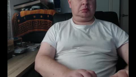 Snapshot of bighorn1981 chatting on 06-05-26, 12:17 bighorn1981 online show from 06-05-26, 12:17