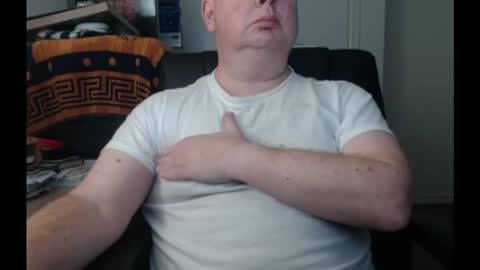 Snapshot of bighorn1981 chatting on 07-13-26, 01:58 bighorn1981 online show from 07-13-26, 01:58
