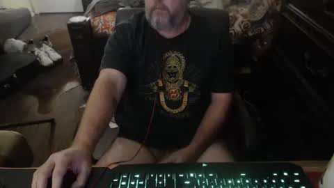 bighugmugg online show from 11-30-25, 05:50