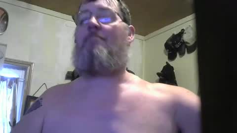 Snapshot of bigjohn41000 chatting on 02-25-26, 10:41 bigjohn41000 online show from 02-25-26, 10:41