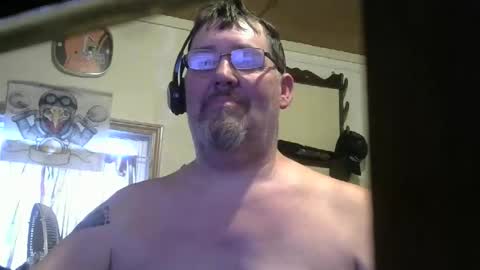 Snapshot of bigjohn41000 chatting on 04-07-26, 10:42 bigjohn41000 online show from 04-07-26, 10:42