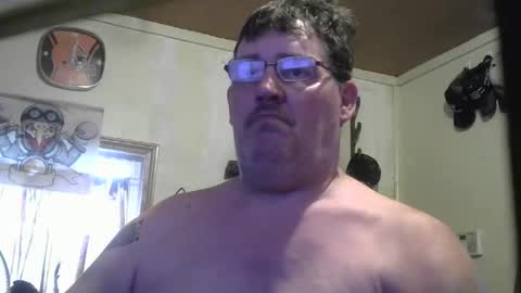 Snapshot of bigjohn41000 chatting on 05-27-26, 08:39 bigjohn41000 online show from 05-27-26, 08:39