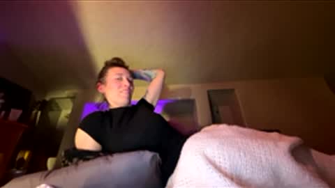 Snapshot of bigkitties69 chatting on 01-16-26, 11:14 Bigkitties online show from 01-16-26, 11:14