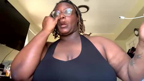 Snapshot of bigkittyraven chatting on 02-24-26, 05:11 bigkittyraven online show from 02-24-26, 05:11