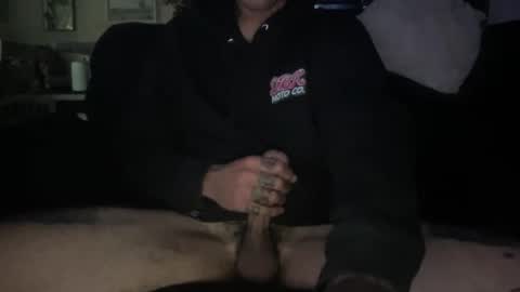 Snapshot of bigloadzisback023 chatting on 01-04-25, 12:37 bigloadzisback023 online show from 01-04-25, 12:37