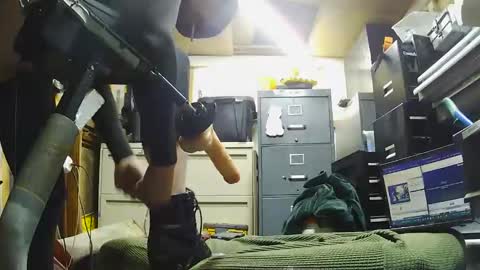 Snapshot of bigmanaround9 chatting on 05-23-26, 11:25 bigmanaround9 online show from 05-23-26, 11:25