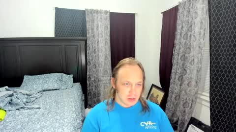 bigmike20129020 online show from 10-09-25, 08:34